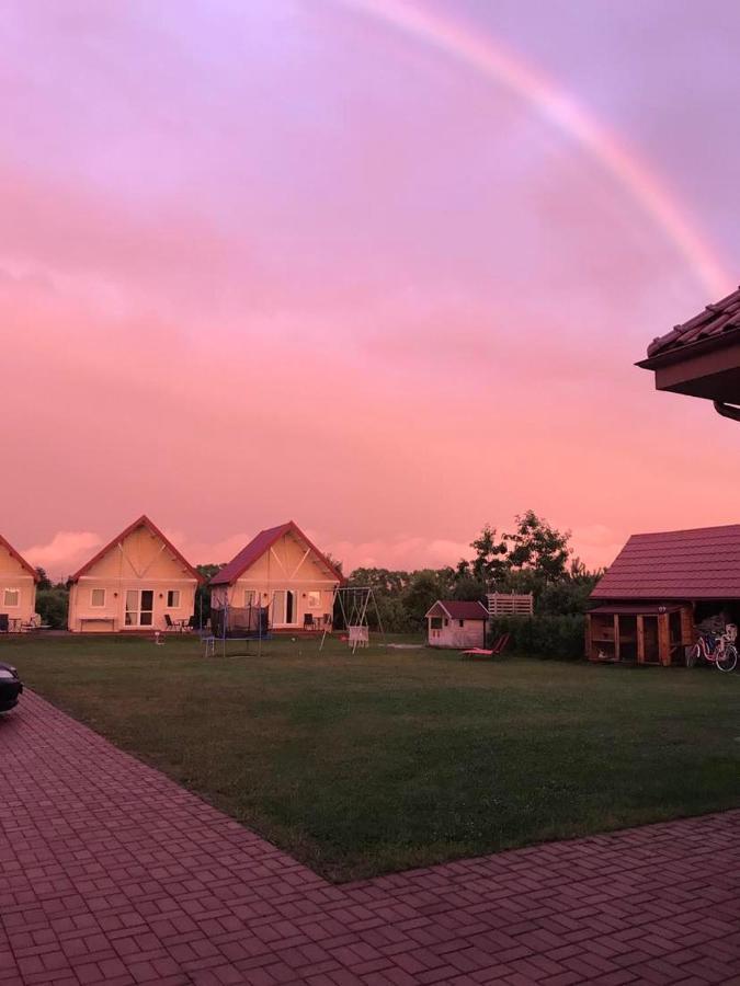 Pokoje Goscinne U Izy เวบา ภายนอก รูปภาพ